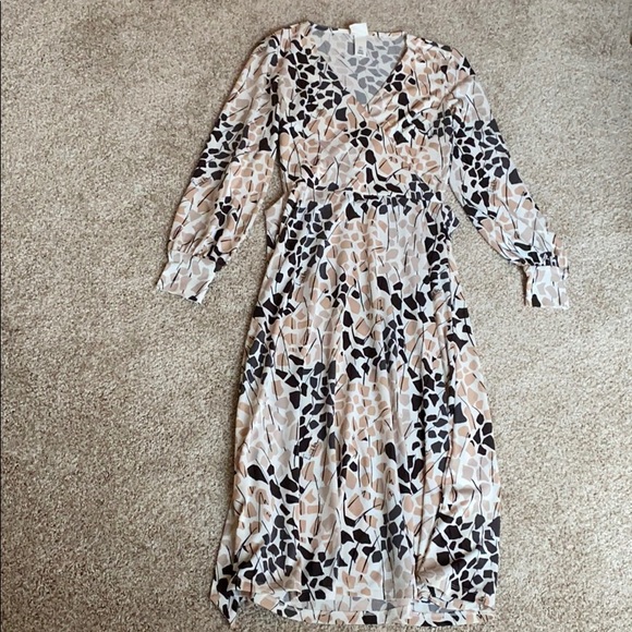 H&M Dresses & Skirts - Dress